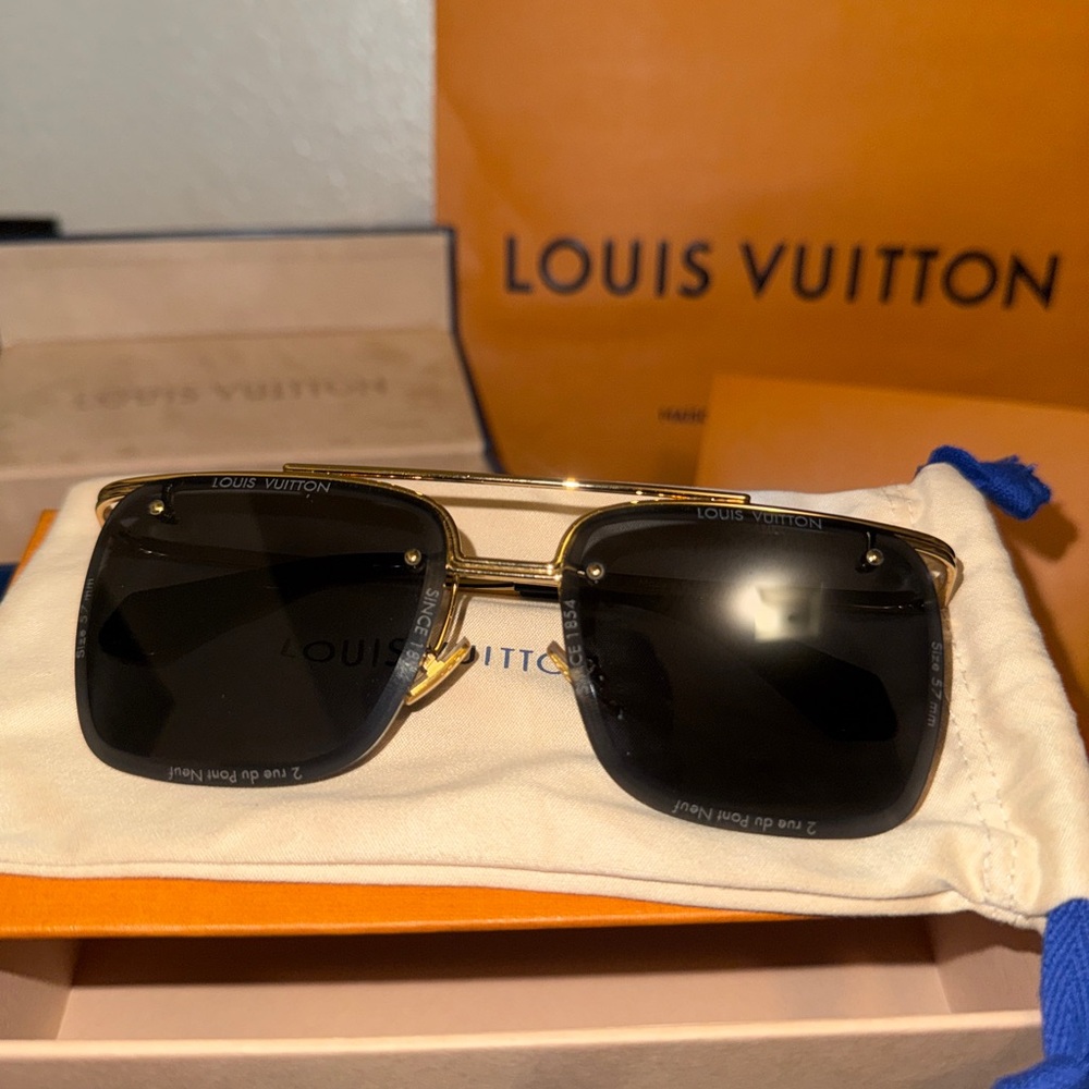 Louis Vuitton Black and Gold Super Vision Light Square Sunglasses - Picture 1 of 10